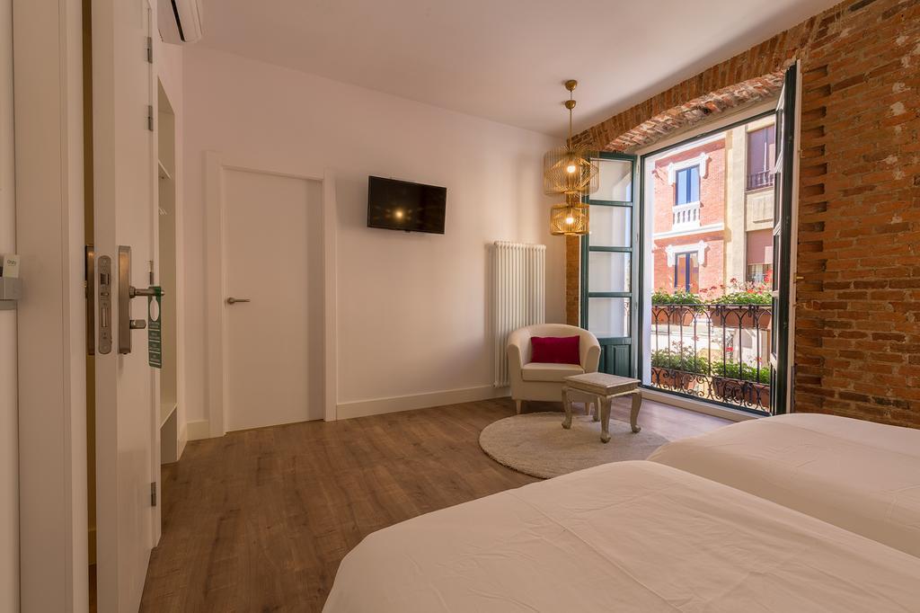 Albany Ancha Hotell León Exteriör bild Room at Hotel 1881